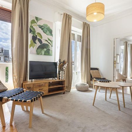 Apartamento Santa Ana Place En Мадрид Екстер'єр фото